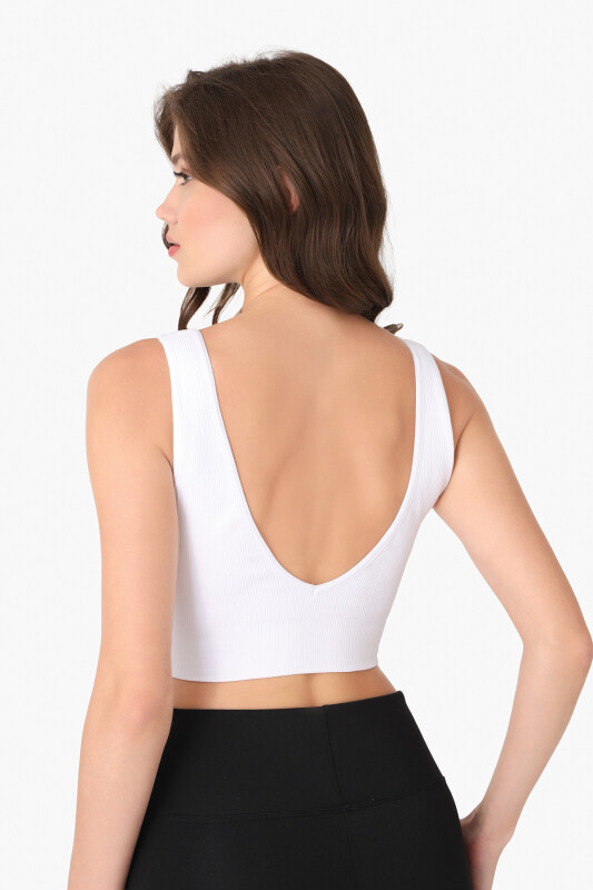 Beyaz Dikişsiz Kaplı V Yaka Büstiyer - NBB