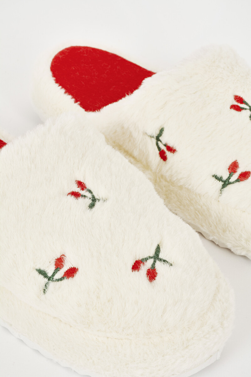 Ekru Kiraz Desenli Ev Terliği - 2