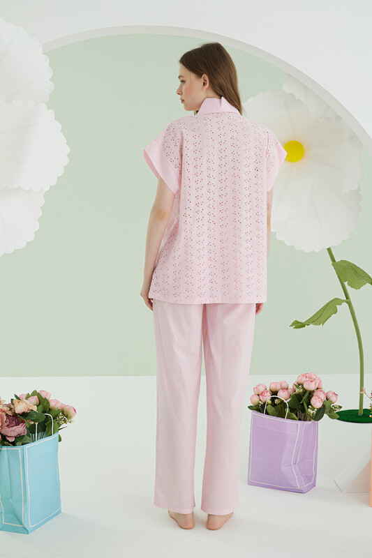Pembe Önden Düğmeli Çiçek Desenli Pijama Takımı - Thumbnail