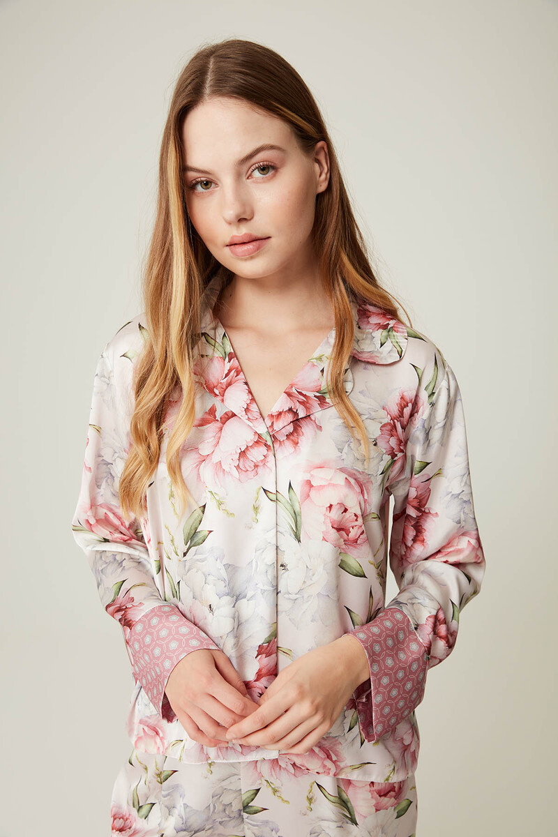 Pembe Saten Çiçek Desenli Pijama Takımı - 2