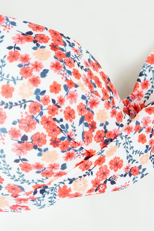 Renkli Masi Destekli Tek Üst Bikini - LOYA