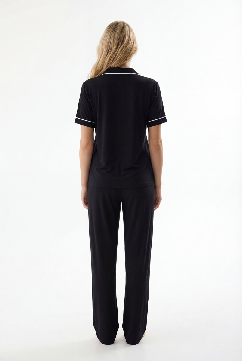 Siyah Çizgi Detaylı Önden Düğmeli Pijama Takımı - 3