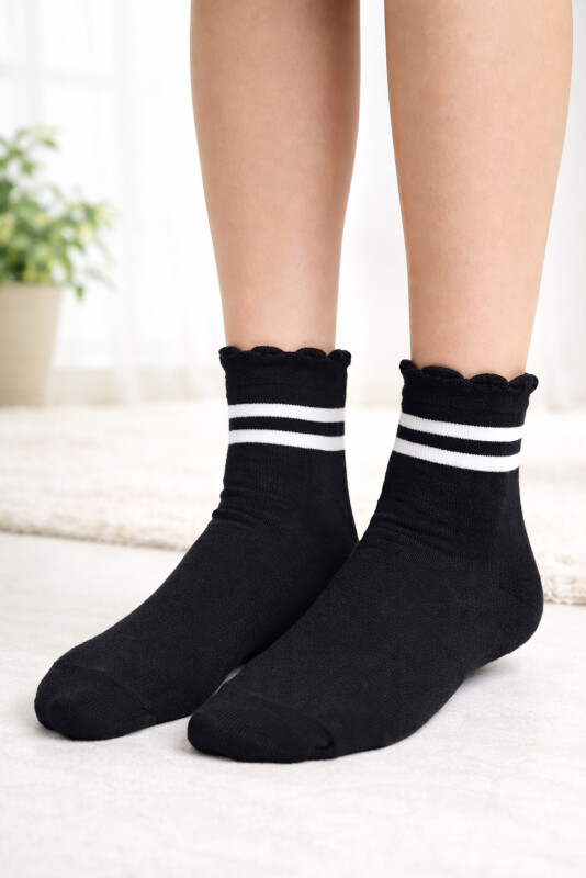Siyah Çizgili Soket Çorap - NBB