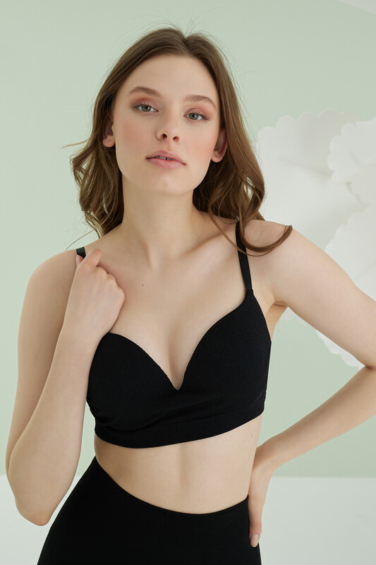Siyah Dikisşiz Süper Push Up Sütyen 
