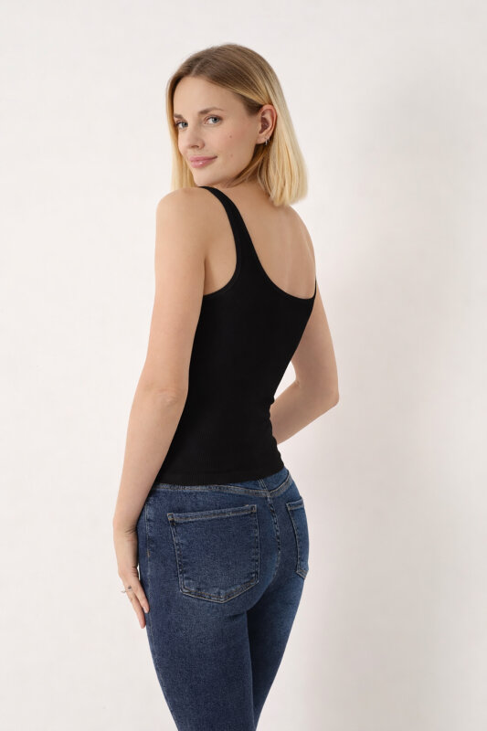 Siyah Kare Yaka Seamless Body - NBB