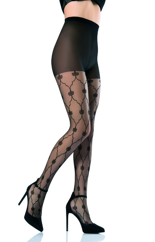 Naychada külotlu çorapda jinsiy aloqa