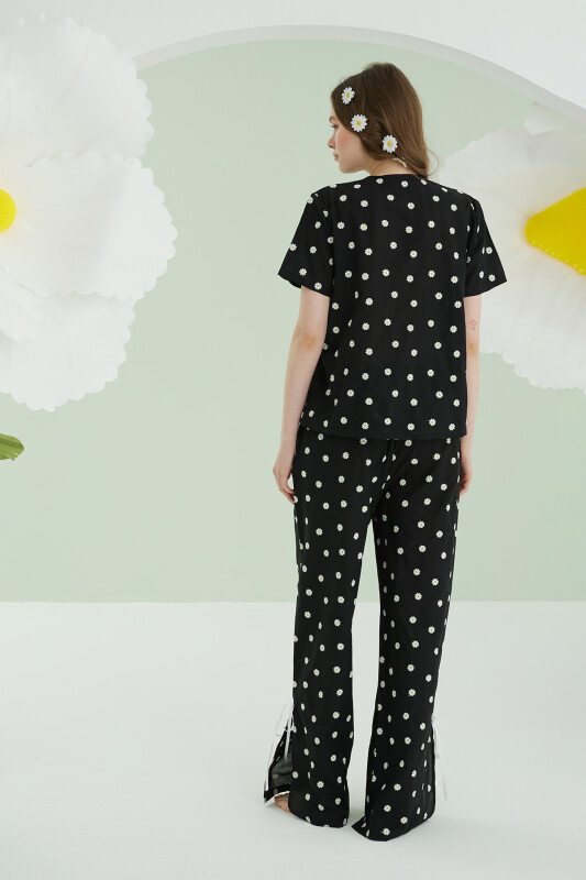 Siyah Papatya Desenli Önden Bağlamalı Pijama Takımı - NBB