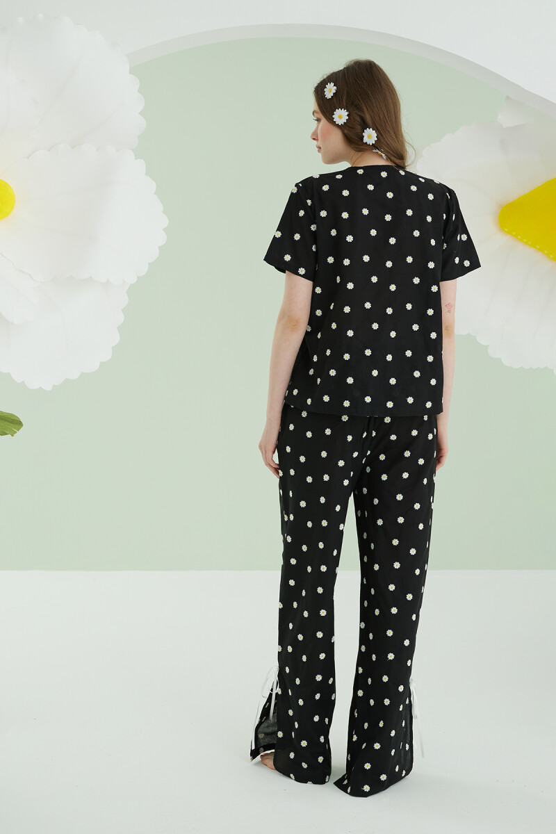 Siyah Papatya Desenli Önden Bağlamalı Pijama Takımı - 3