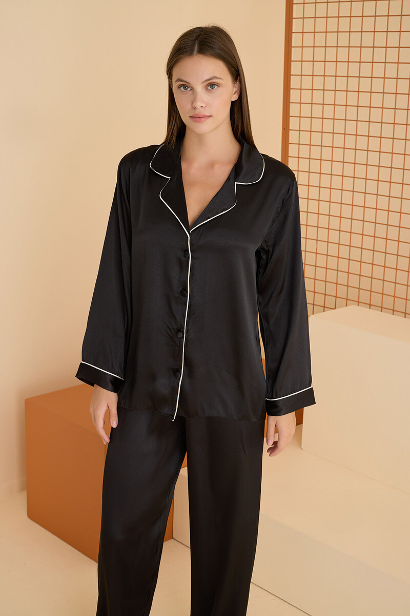 Siyah Saten Pijama Takımı - 3
