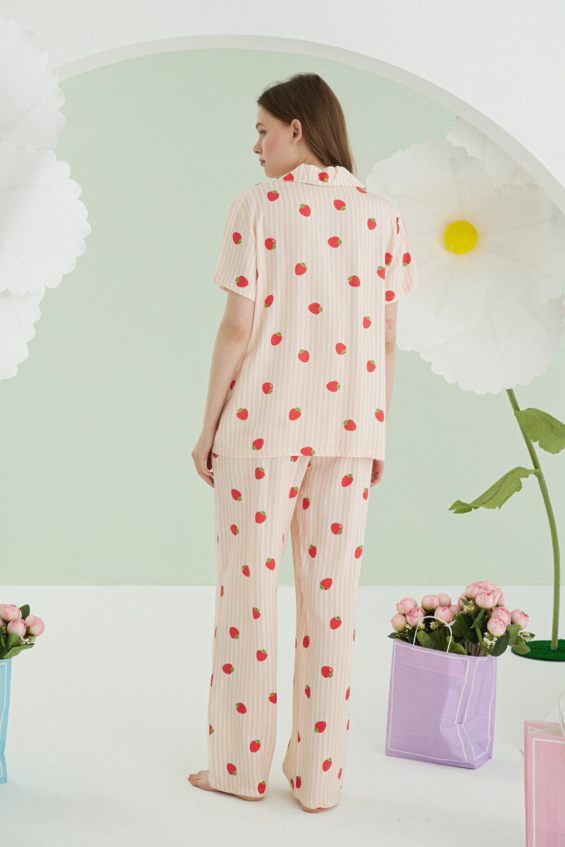 Turuncu Çilekli Önden Düğmeli Pijama Takım - 4