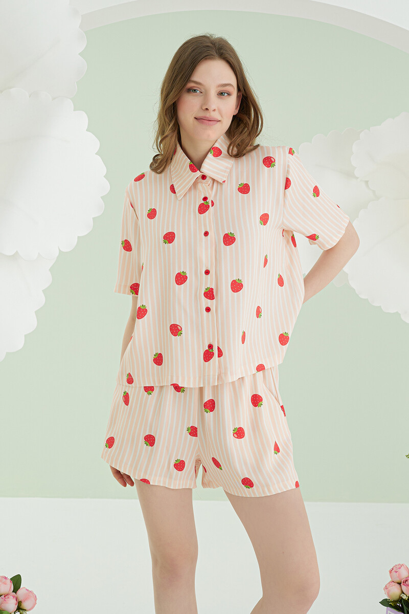 Turuncu Çilekli Şortlu Önden Düğmeli Pijama Takımı - 1