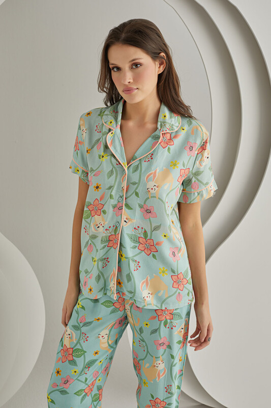 Yeşil Çiçek Desenli Önden Düğmeli Gömlekli Pijama Takımı - Thumbnail