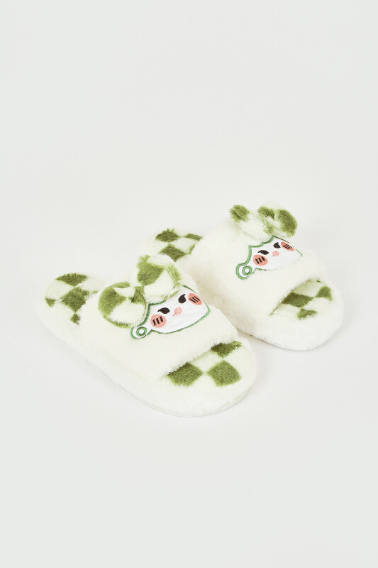 Yeşil Kare Pofuduk Ev Terliği - 