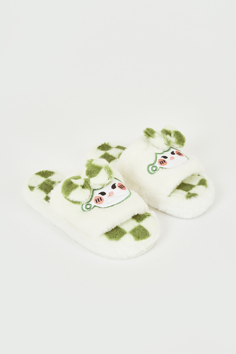 Yeşil Kare Pofuduk Ev Terliği - 1