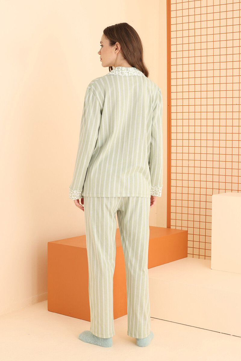 Yeşil Önden Düğmeli Pijama Takım - 4
