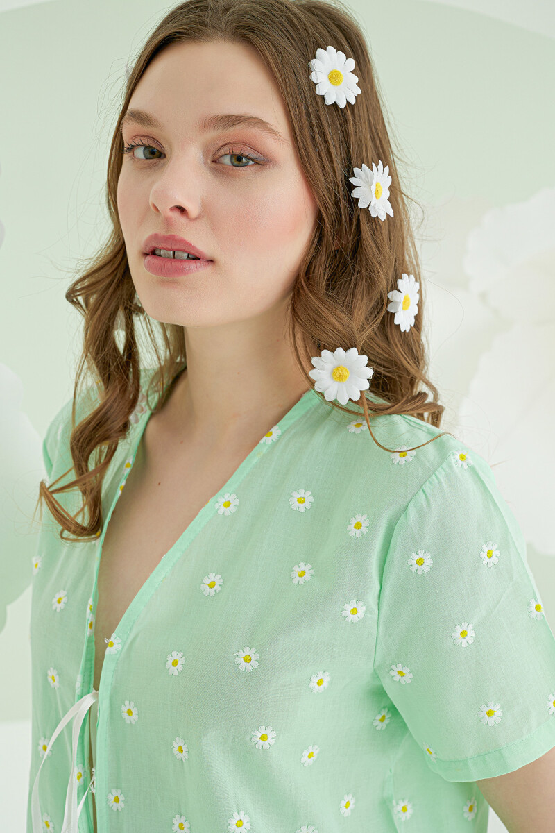 Yeşil Papatya Desenli Önden Bağlamalı Pijama Takımı - 3