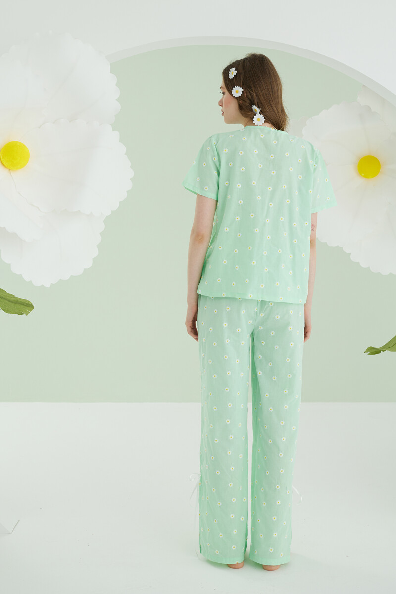 Yeşil Papatya Desenli Önden Bağlamalı Pijama Takımı - 5