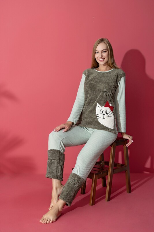 Yeşil The Confused Cat İnterlok Pijama Takımı - MUHTELIF
